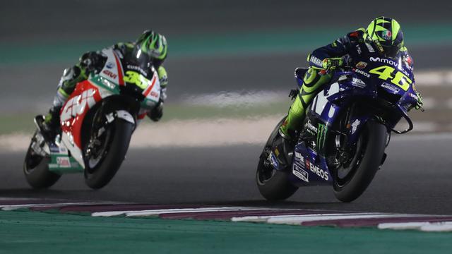 FOTO: Andrea Dovizioso Rajai MotoGP Qatar, Valentino Rossi Finis Ketiga