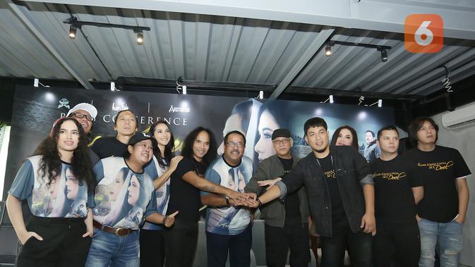 Rano Karno dan Iwan Fals jumpa pers Mega Konser Akhir Kisah Cinta Si Doel. (Bambang E Ros/Fimela.com)