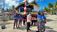 Sasar Pulau Terluar Sulbar, Lanal Mamuju Ajak Warga Taati Protokol Kesehatan