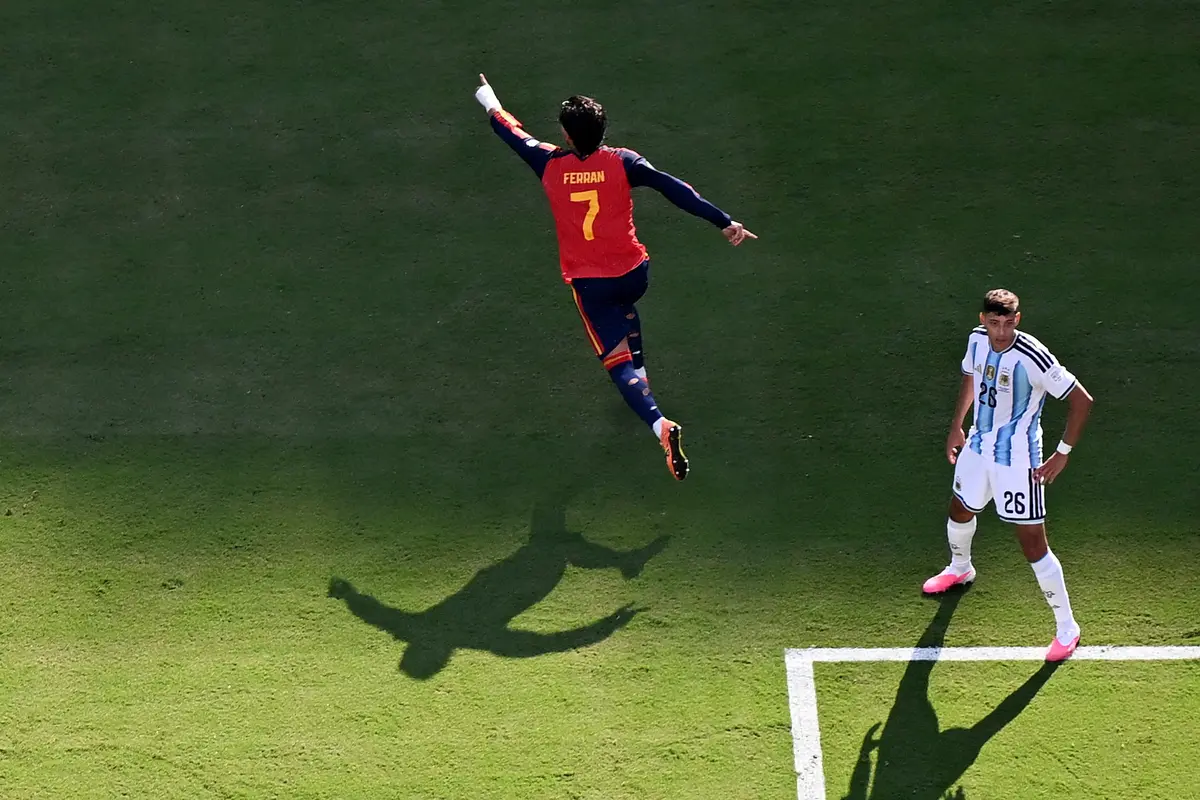 Selebrasi Ferran Torres saat Spanyol mengalahkan Argentina di final Piala Dunia 2026