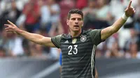 Striker tim nasional Jerman, Mario Gomez. (AFP/Christof Stache)