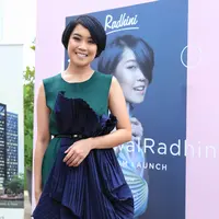 Launching album Radhini (Adrian Putra/Bintang.com)