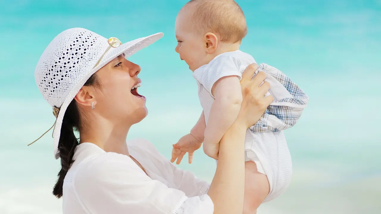 Ilustrasi ibu dan anak/pixabay PublicDomainPictures