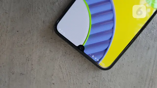 Kamera depan Samsung Galaxy M31. Dok: Iskandar