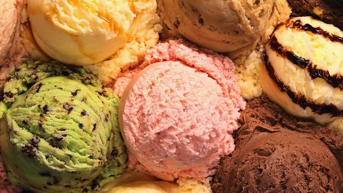 6 Es Krim dengan Rasa yang Nggak Pernah Terpikirkan Olehmu
