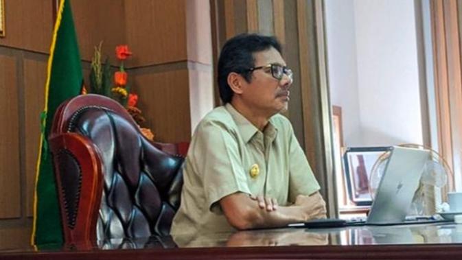Gubernur Sumatera Barat, Irwan Prayitno mengimbau peratau untuk tidak pulang kampung.