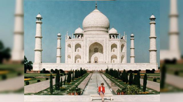 Kisah Di Balik Foto Putri Diana Yang Bermuram Durja Di Taj Mahal Global Liputan6 Com