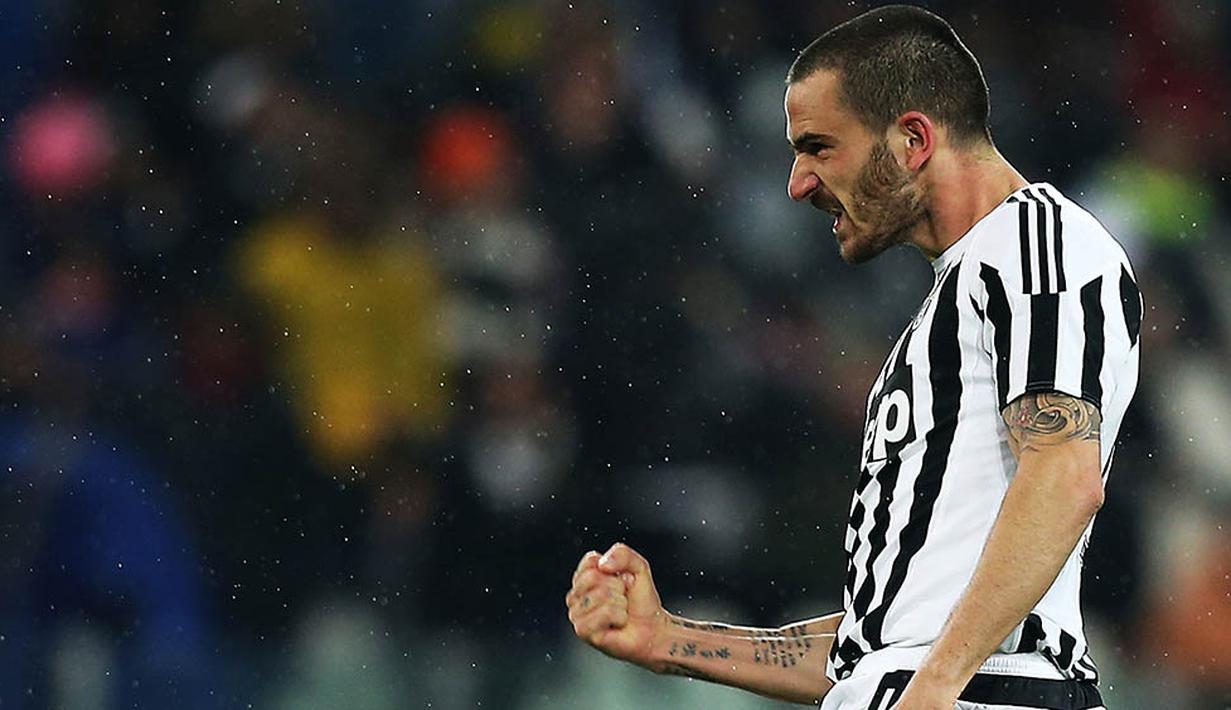2. Leonardo Bonucci, bek tengah Juventus ini dikabarkan Evening Standard akan melakukan reuni dengan calon pelatih anyar Chelsea, Antonio Conte. Keduanya pernah bersama membela Si Nyonya Tua pada periode 2011-2014. (AFP/Marco Bertorello)