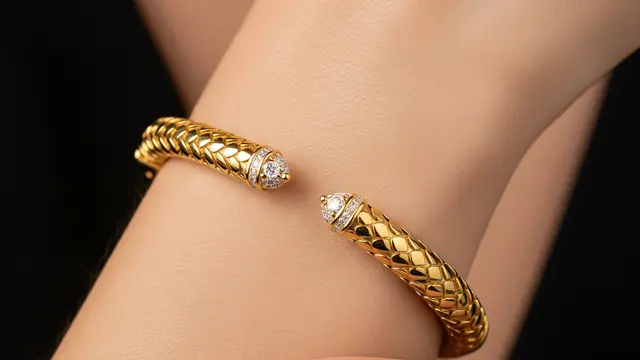 Model Gelang Emas Sisik Ular untuk Acara Pernikahan