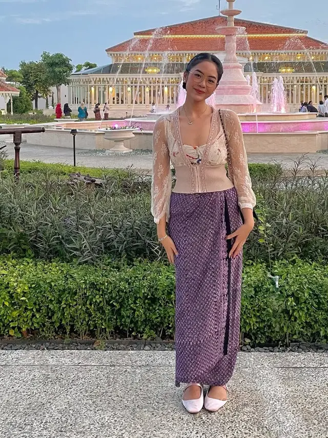 Cara Styling Wastra Tanpa terlihat Kuno.