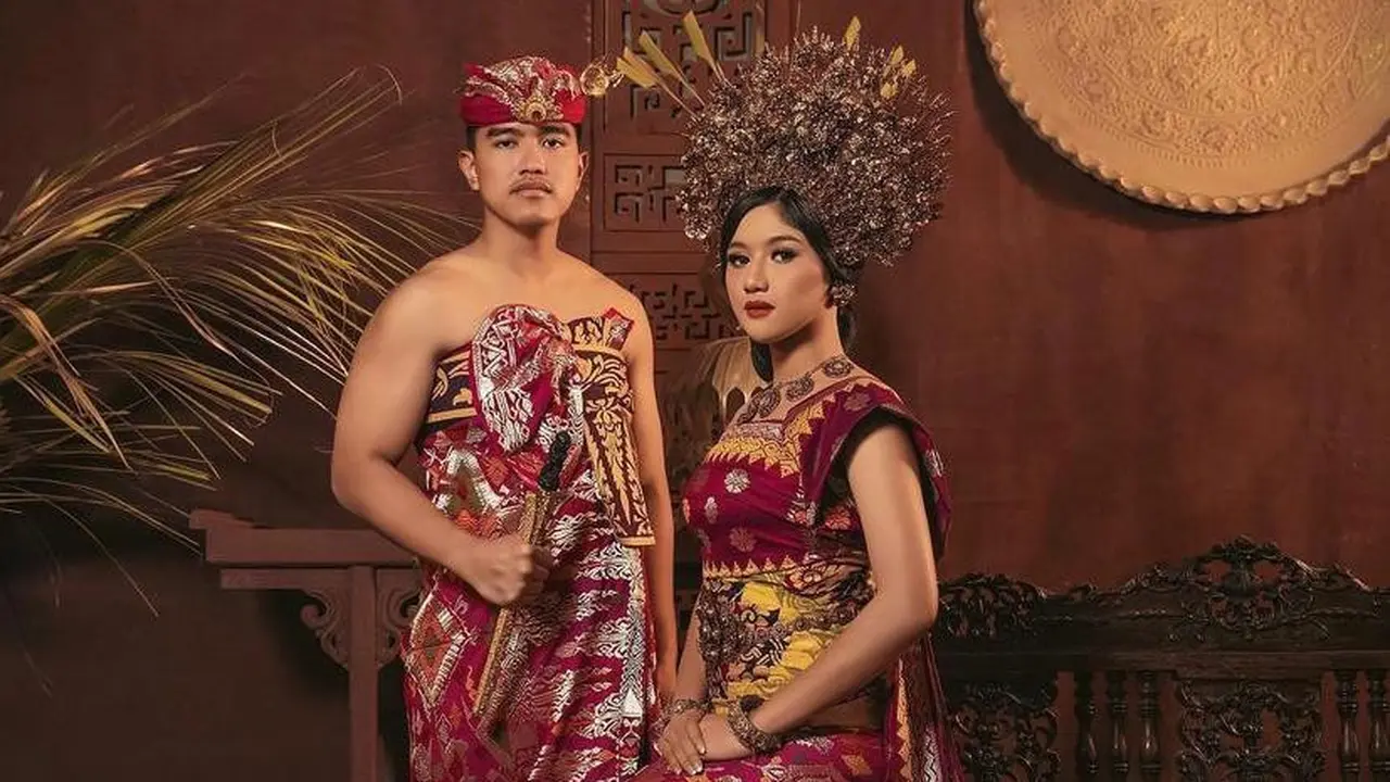 6 Potret Kaesang Pangarep dan Erina Gudono Kenakan Busana Adat Bali di Foto Prewedding Terbaru