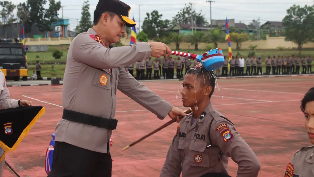 Penyambutan Bintara Remaja dan Tradisi Keluarga Asuh Bintara Polri di Lingkungan Polda Kaltara Tahun 2023