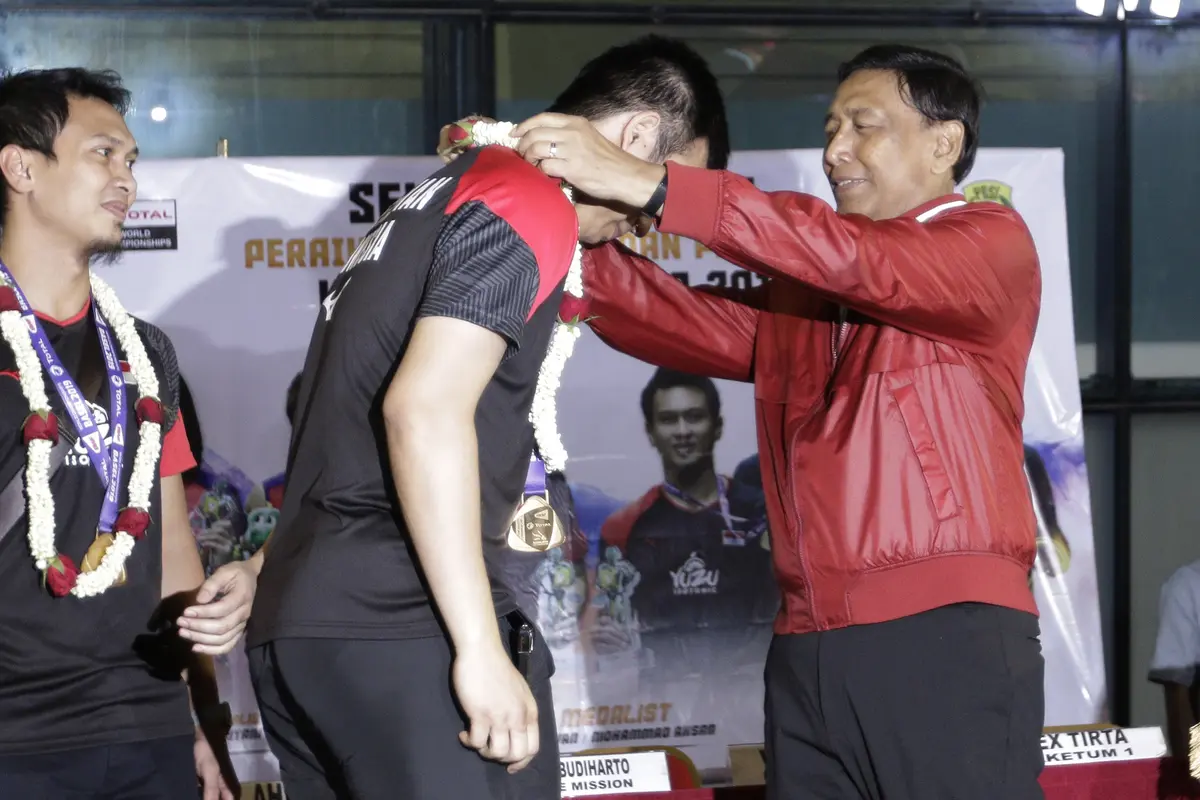 FOTO: Menyambut Kedatangan Sang Juara Dunia Ganda Putra