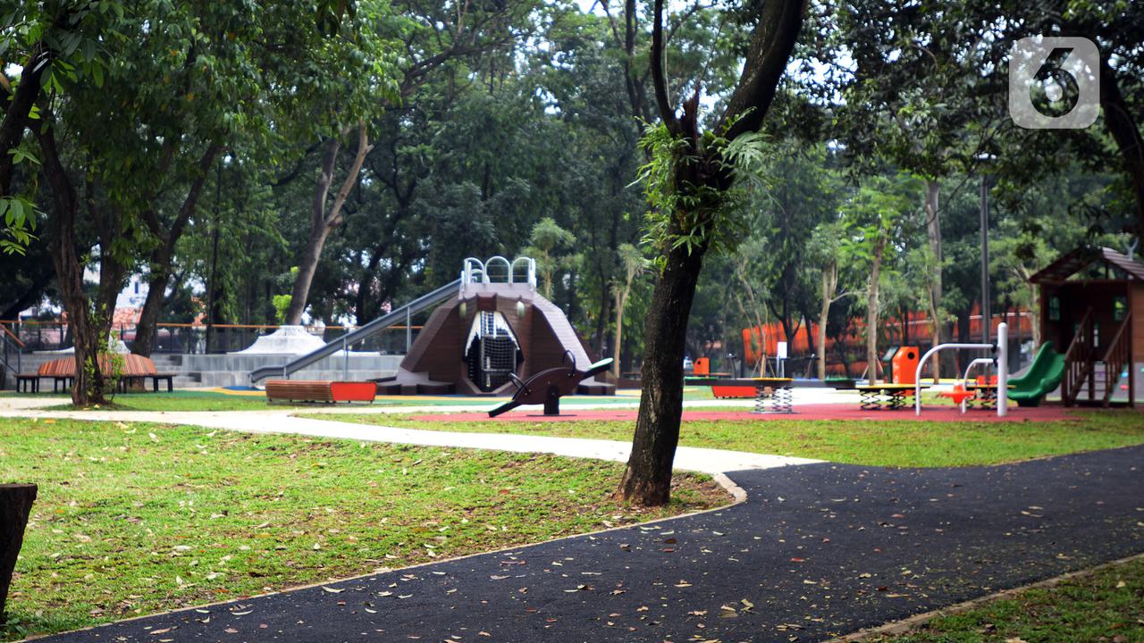 FOTO: Proses Revitalisasi Tebet Eco Park