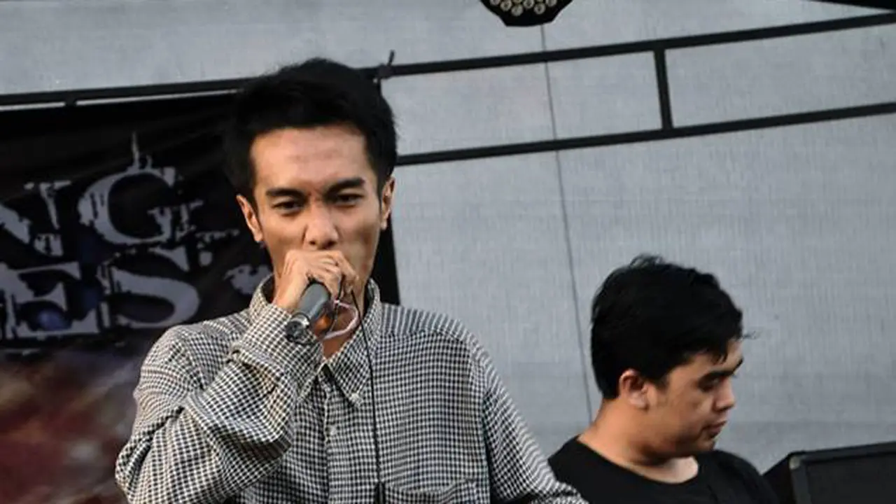 Raziv Rizal Sidik, Vokalis Band Metal Humoris yang Tewas Dibunuh