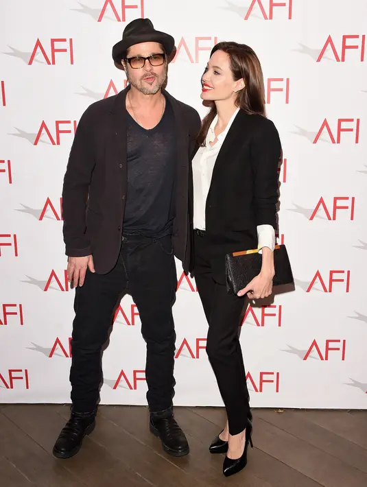 Selain melakukan gugatan cerai terdap Pitt, belum lama Jolie juga mengecewakan anak-anaknya lantaran tidak mengabulkan keinginan anak-anaknya untuk merayakan Thanksgiving bersama ayahnya. (AFP/Bintang.com)