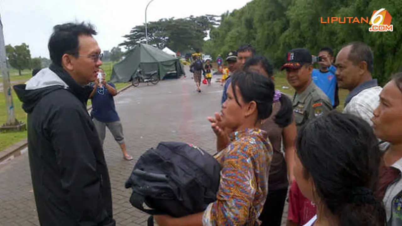 ahok-blusukan-140119b.jpg