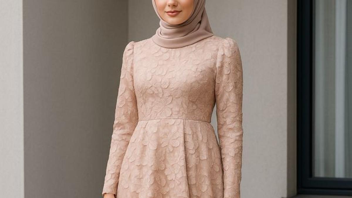 8 Model Gamis Brokat Full Layer Depan 2025, Pancarkan Pesonamu dengan Busana Elegan