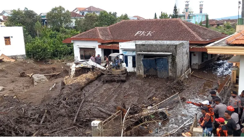 Wali Kota Batu Evaluasi Lahan Rumah Warga Terdampak Banjir Bandang