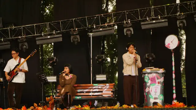 Hindia dalam Pestapora 2025