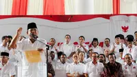 Prabowo menilai, proses Pilpres 2014 bermasalah, tidak demokratis dan bertentangan dengan UUD 1945. Sebagai pelaksana, KPU tidak adil dan tidak terbuka, banyak aturan main yang dibuat justru dilanggar sendiri. (22/7/14). (Liputan6.com/Andrian M Tunay)