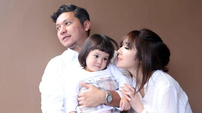 Gaya Imut Gempi Nyanyikan Lagu Rockabye - News ...