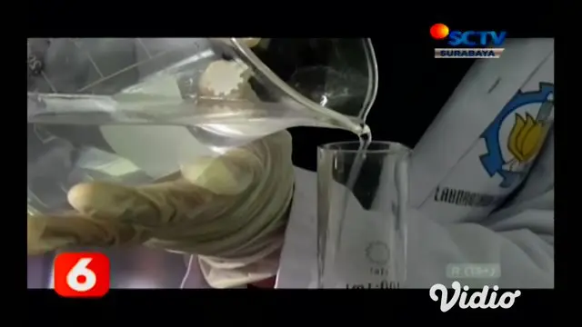 VIDEO: ITS Bagikan Gratis Hand Sanitizer Standar WHO