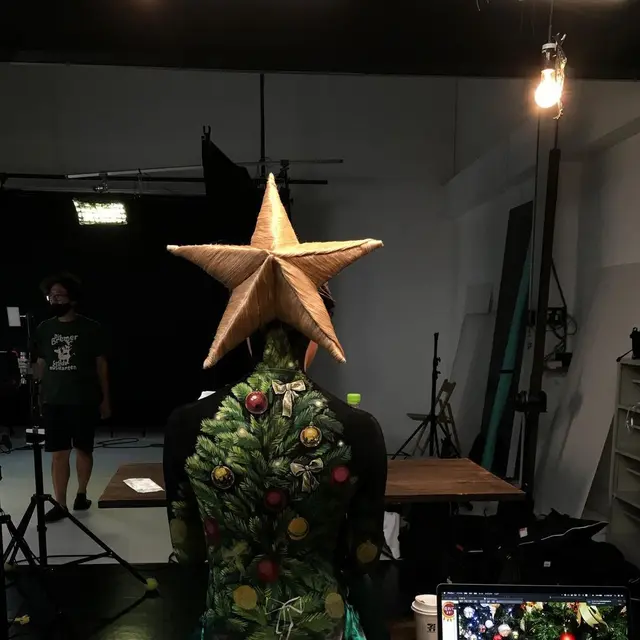 Gabungkan Body Painting dan Makeup, 7 Ilustrasi Ilusi Optik Ini Curi Perhatian