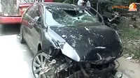 FOTO: Camry Maut di TB Simatupang
