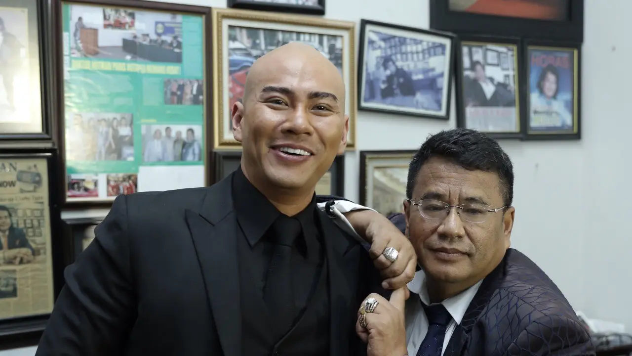 [Bintang] Deddy Corbuzier - Hotman Paris Hutapea
