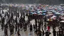 Peningkatan suhu diperkirakan mencapai puncak di 39 derajat celcius. (Pablo PORCIUNCULA/AFP)
