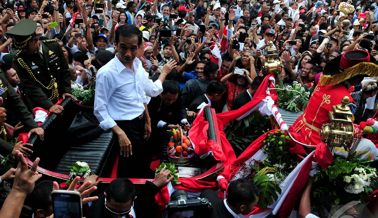 Jaya mengatakan, piagam MURI diberikan kepada Jokowi karena menjadi presiden pertama di dunia yang disambut syukuran oleh rakyat, Jakarta, Senin (20/10/2014) (Liputan6.com/Johan Tallo)
