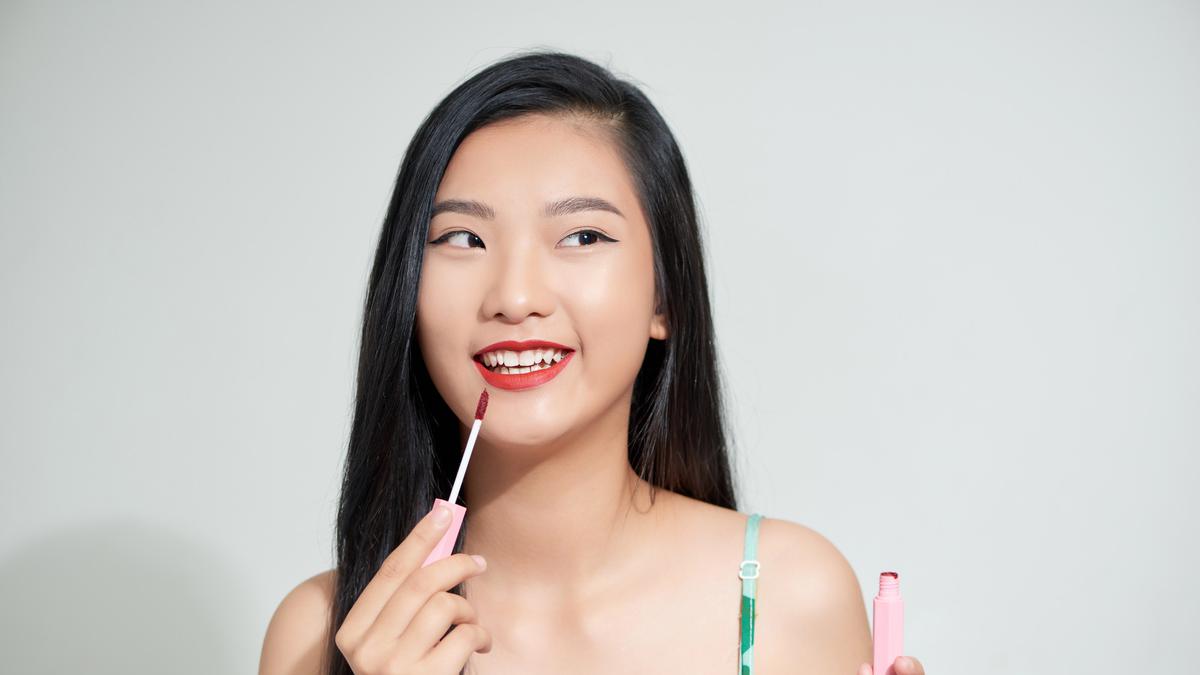 Lip Tint atau Lip Cream yang Lebih Tahan Lama? Simak Perbandingan dan Rekomendasinya