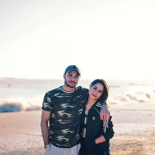 6 Potret Refal Hady Bareng Sang Kakak Lisa Alhady, Sering Dikira Suami Istri