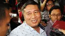 Komisioner Komisi Yudisial, Taufiqurrahman Syahuri mendatangi Gedung KPK, Jakarta, Selasa (10/3/2015). Kedatangan Taufiqurrahman untuk melaporkan penerimaan sejumlah barang ke Direktorat Gratifikasi. (Liputan6.com/Helmi Afandi)