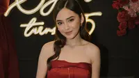 Detail Dress Merah Syifa Hadju di Perayaan Ultah ke-25, Tampil Anggun dan Menawan