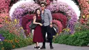Betapa romantisnya foto dari Franda dan Samuel Zylgwyn ini. Suasana romantis semakin romantis dengan background bunga berbentuk hati. (foto: instagram.com/frandaaa87)
