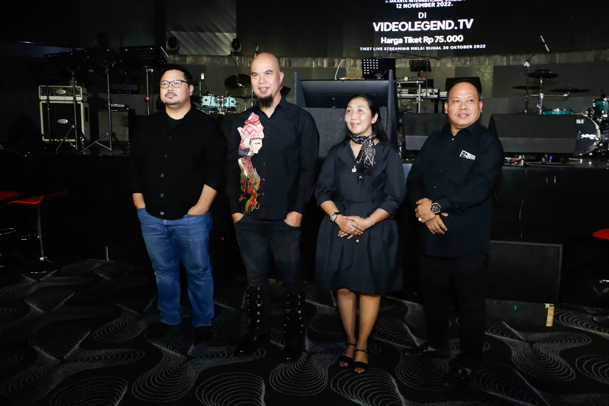 Dewa 19 gelar konser memperingati 30 tahun berkarier.