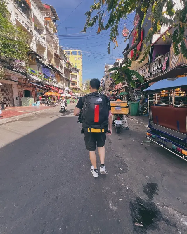 7 Potret Prilly Latuconsina & Omara Esteghlal liburan romantis 10 hari ala backpacker, resmi go publik