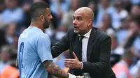 Manajer Manchester City, Pep Guardiola, memastikan Kyle Walker meminta cabut dari timnya dan ingin melanjutkan karier ke klub di luar Inggris pada bursa transfer Januari 2025. (AFP/Ben Stansall)