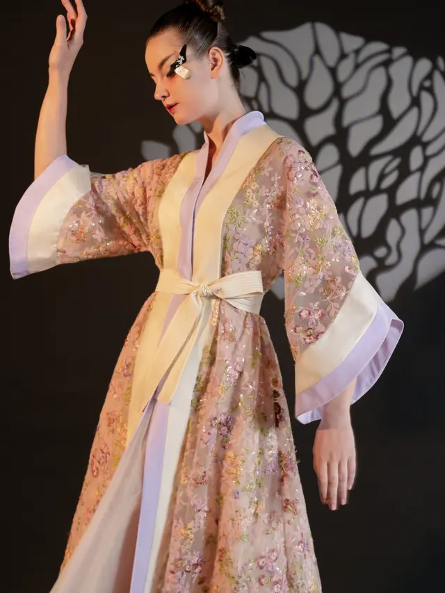 Sebastian Gunawan Signature luncurkan pakaian koleksi Imlek 2022/dok. Sebastian Gunawan