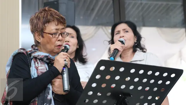 20160827 Prosesi Adat Batak Iringi Kepergian Eddy Silitonga