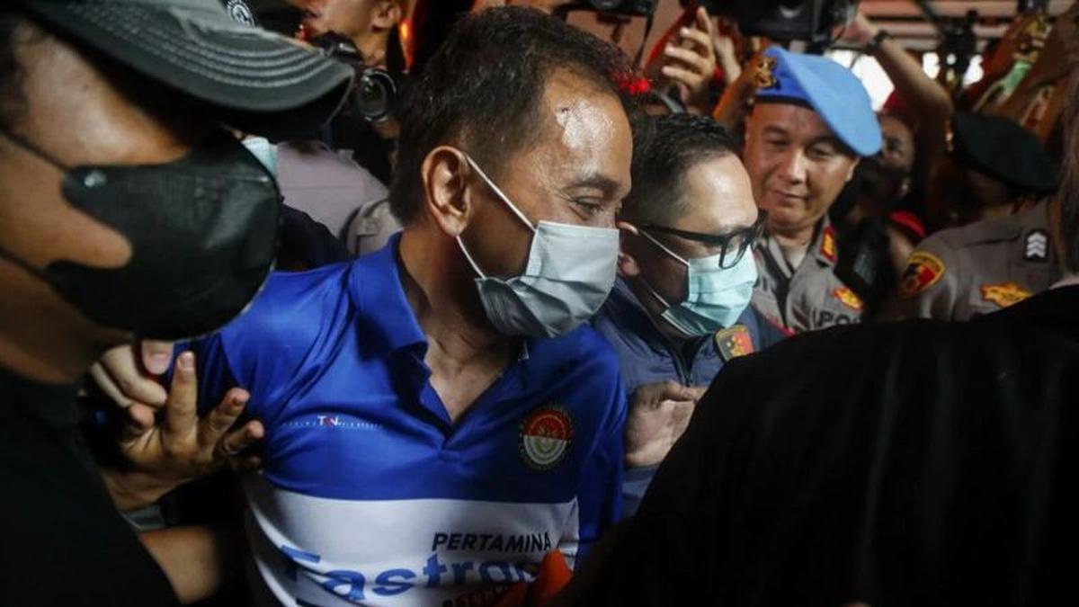Roy Suryo dan Dokter Tifa Dirawat di RS Polri
