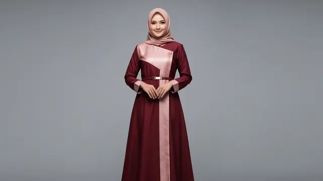 Gamis Two-Tone dengan Aksen Belt