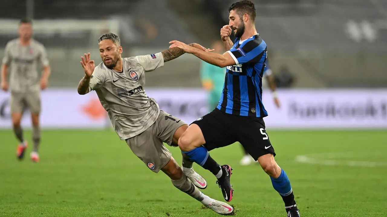 Inter Milan Cukur Shakhtar Donetsk