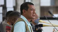 Ketua Satuan Tugas Penanganan COVID-19 Doni Monardo menekankan tidak ada sejengkal tanah di wilayah yang telah berstatus pandemi COVID-19 itu aman saat rapat koordinasi di Medan, Sumatera Utara, Jumat (25/9/2020). (Badan Nasional Penanggulangan Bencana/BNPB)