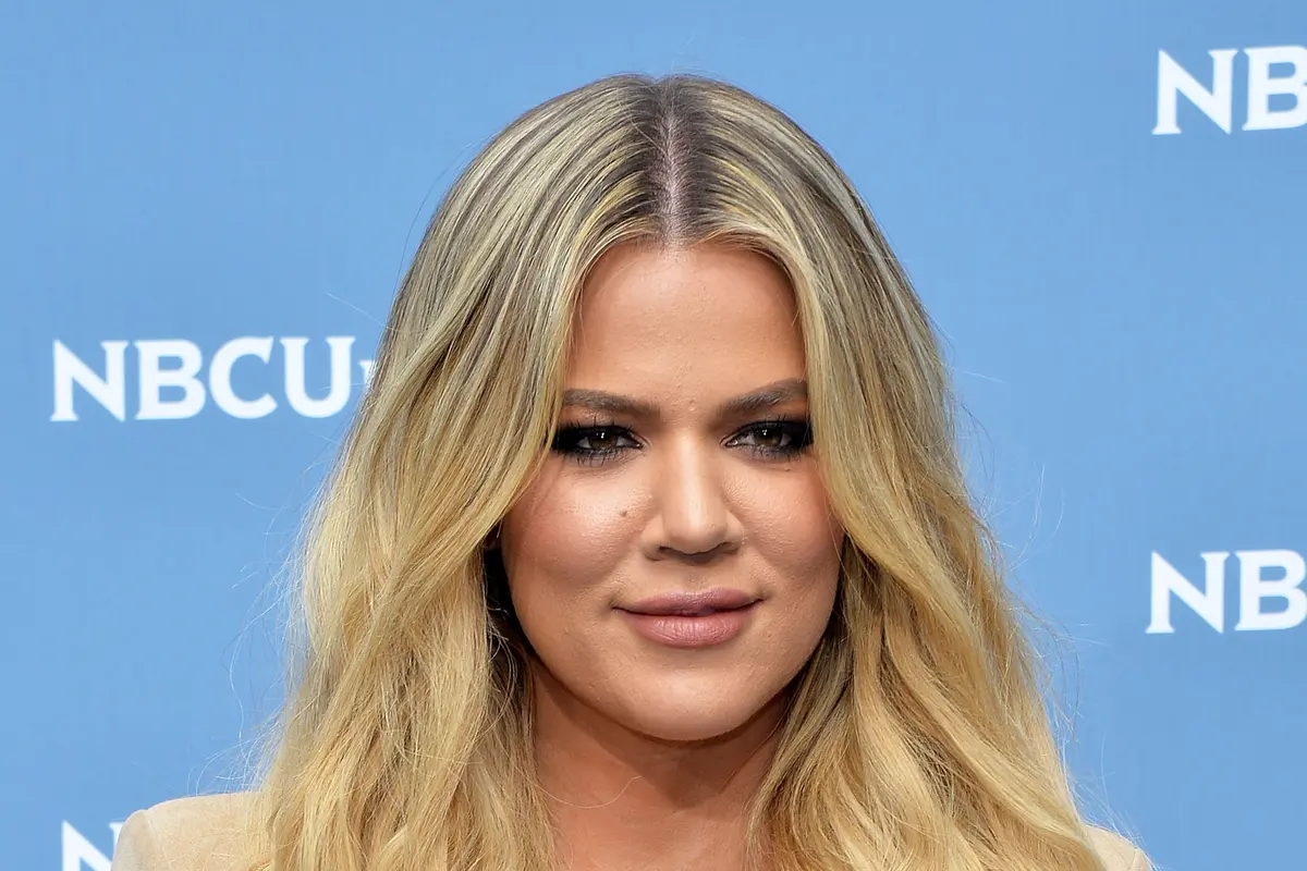 [Bintang] Khloe Kardashian