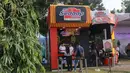 Kehadiran sederet booth menarik perhatian pengunjung yang mulai memadati area KapanLagi Buka Bareng (KLBB) BRI Festival 2024 sejak siang hari. (Liputan6.com/Herman Zakharia)