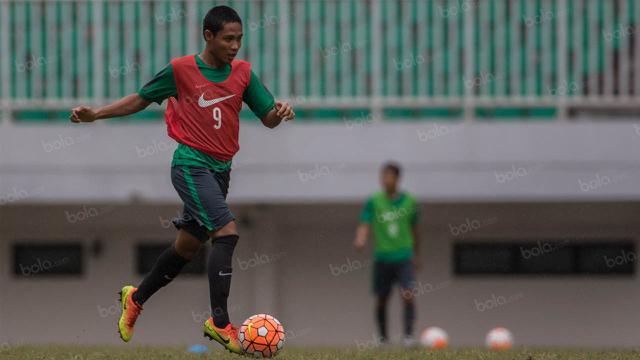 Evan Dimas