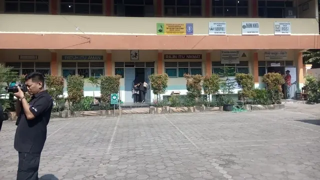 Suasana di SMPN 1 Turi, Sleman, sepekan usai tragedi susur Sungai Sempor yang menyebabkan 10 siswa meninggal dunia. (Foto: Liputan6.com/Yanuar H)